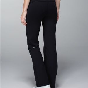 Women’s Lululemon Astro Pants